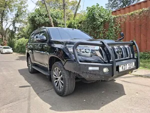 Toyota Land Cruiser Prado 2019 Black