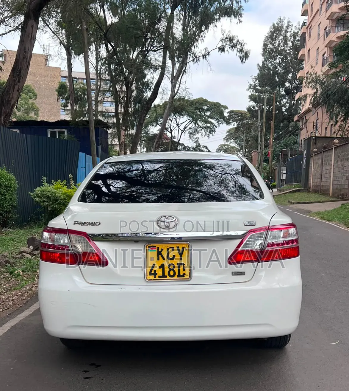 Toyota Premio 2013 White