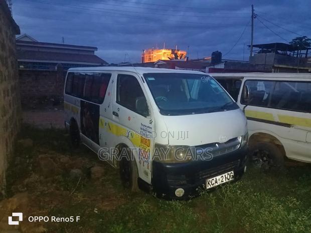 Toyota HiAce 2008 White