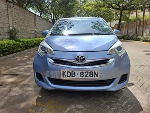 Toyota Ractis 2014 Blue