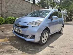 Toyota Ractis 2014 Blue
