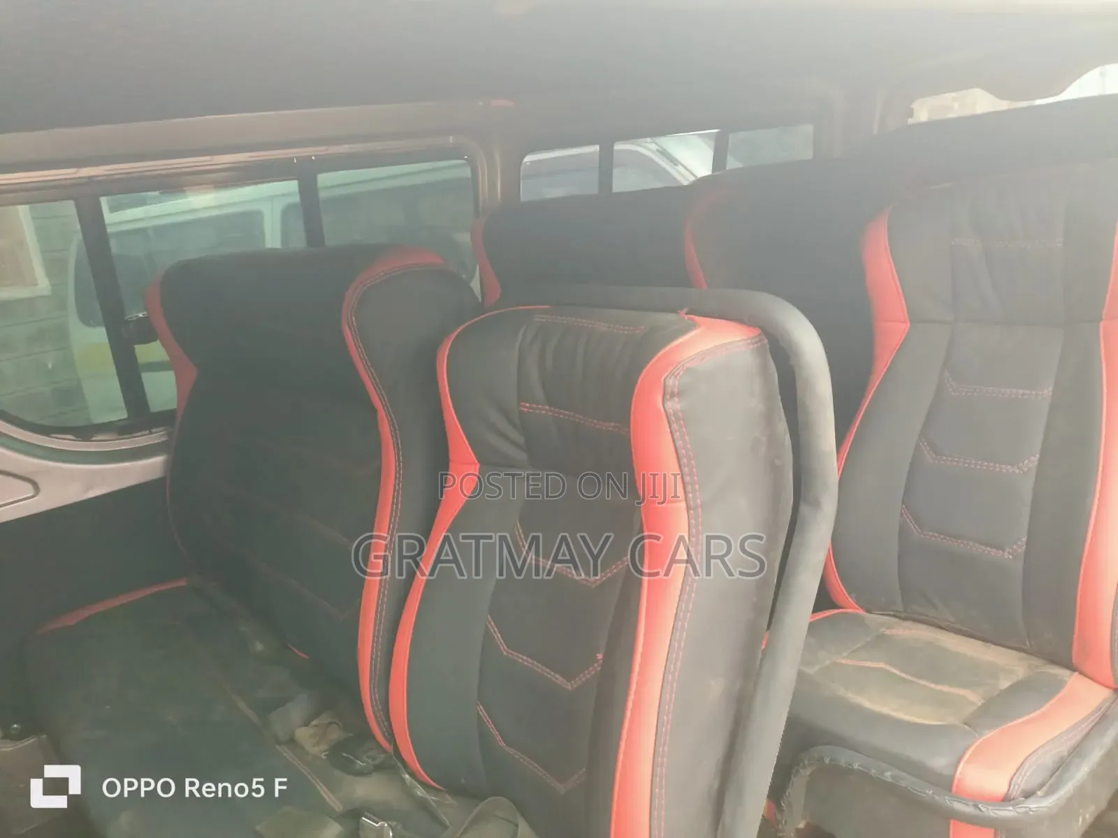 Toyota HiAce 2013 White
