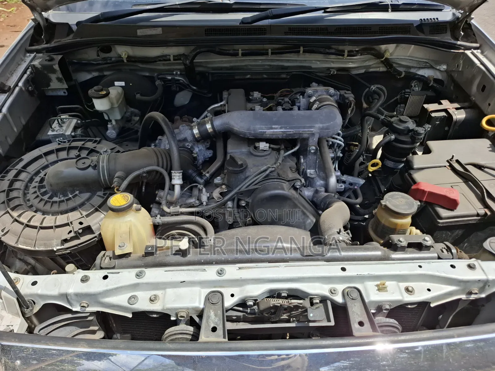Toyota Hilux 2010 Silver