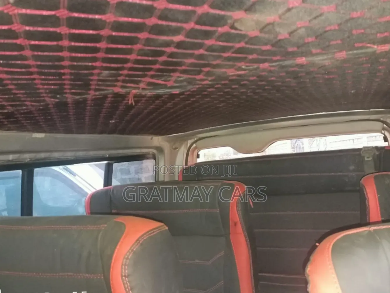 Toyota HiAce 2013 White