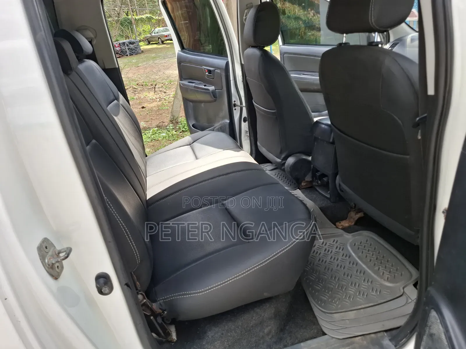 Toyota Hilux 2014 White