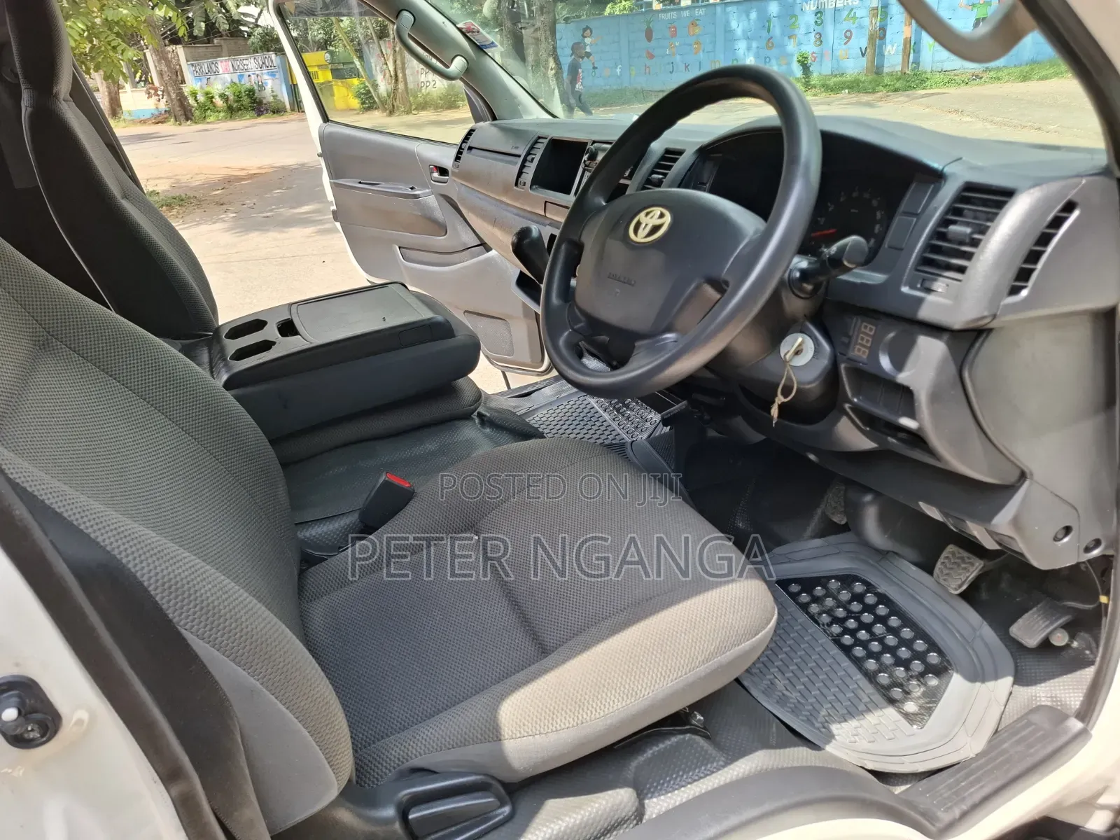 Toyota HiAce 2025 White