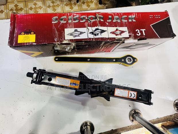 3t Scissor Jack Strong Portable Tire Changing Jack - thumbnail 2