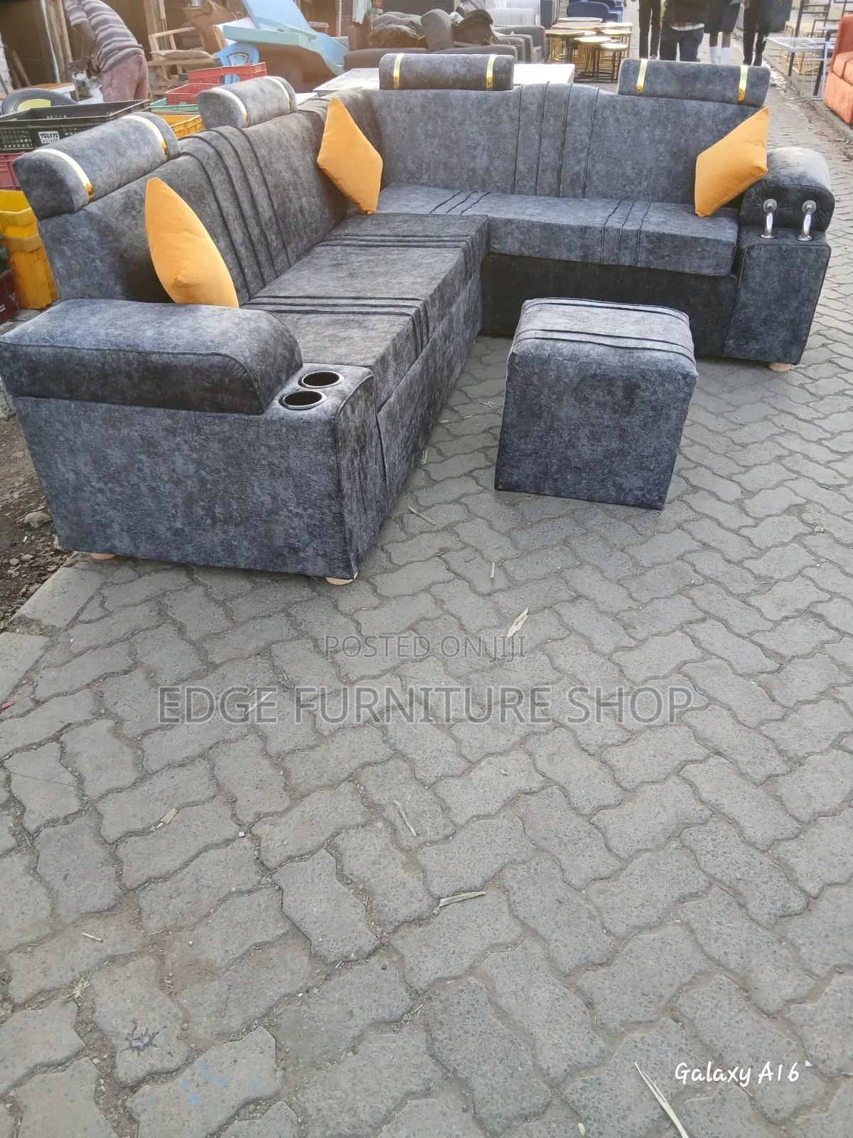 Velvet 6seater L Shaped Sofa Set for Sale