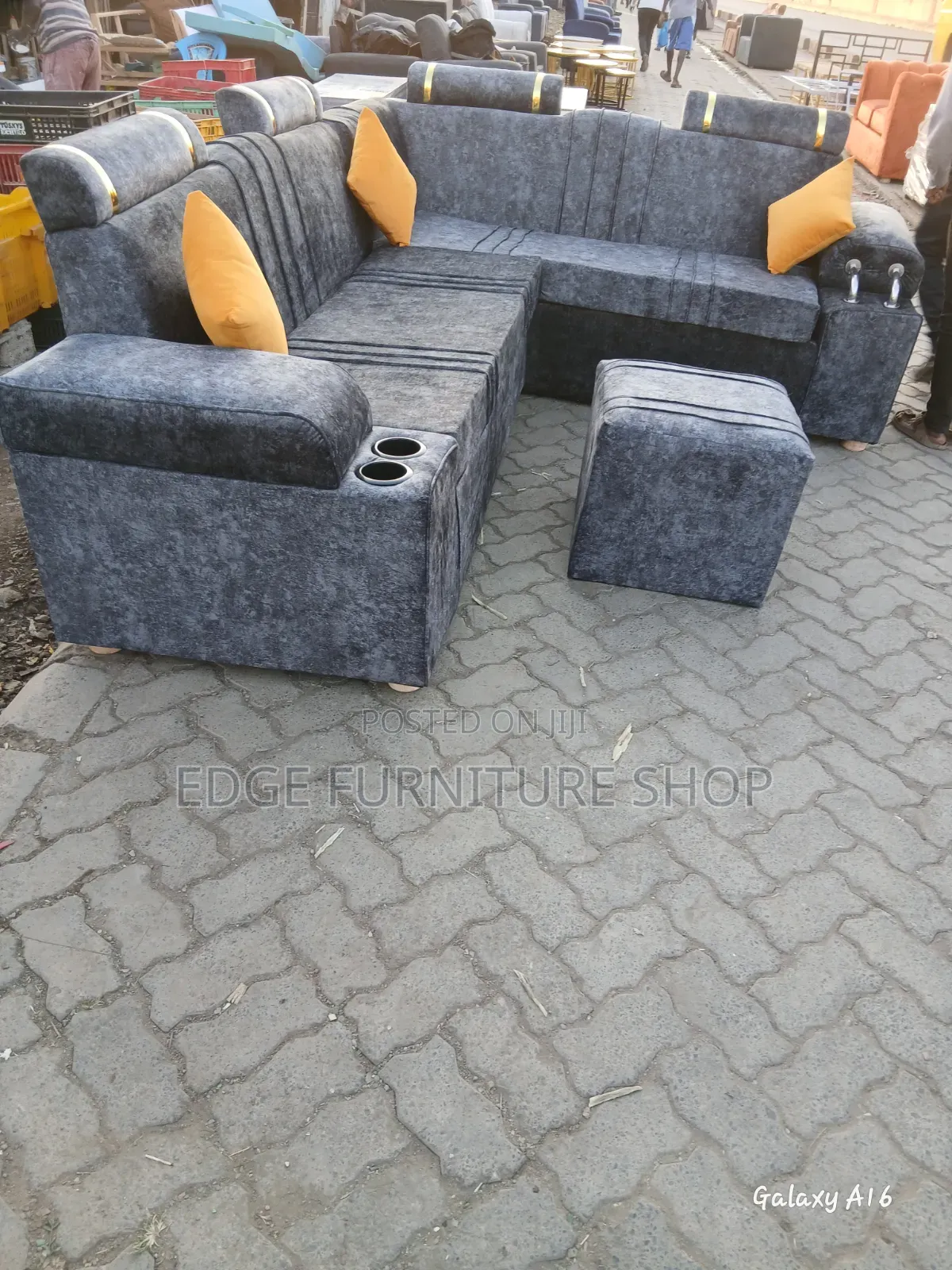 Velvet 6seater L Shaped Sofa Set for Sale