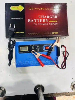 Battery Charger 12/24a V10a – Reliable Car Truck Battery Charging