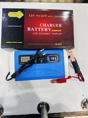 Battery Charger 12/24a V10a – High Efficiency Portable Auto Charger
