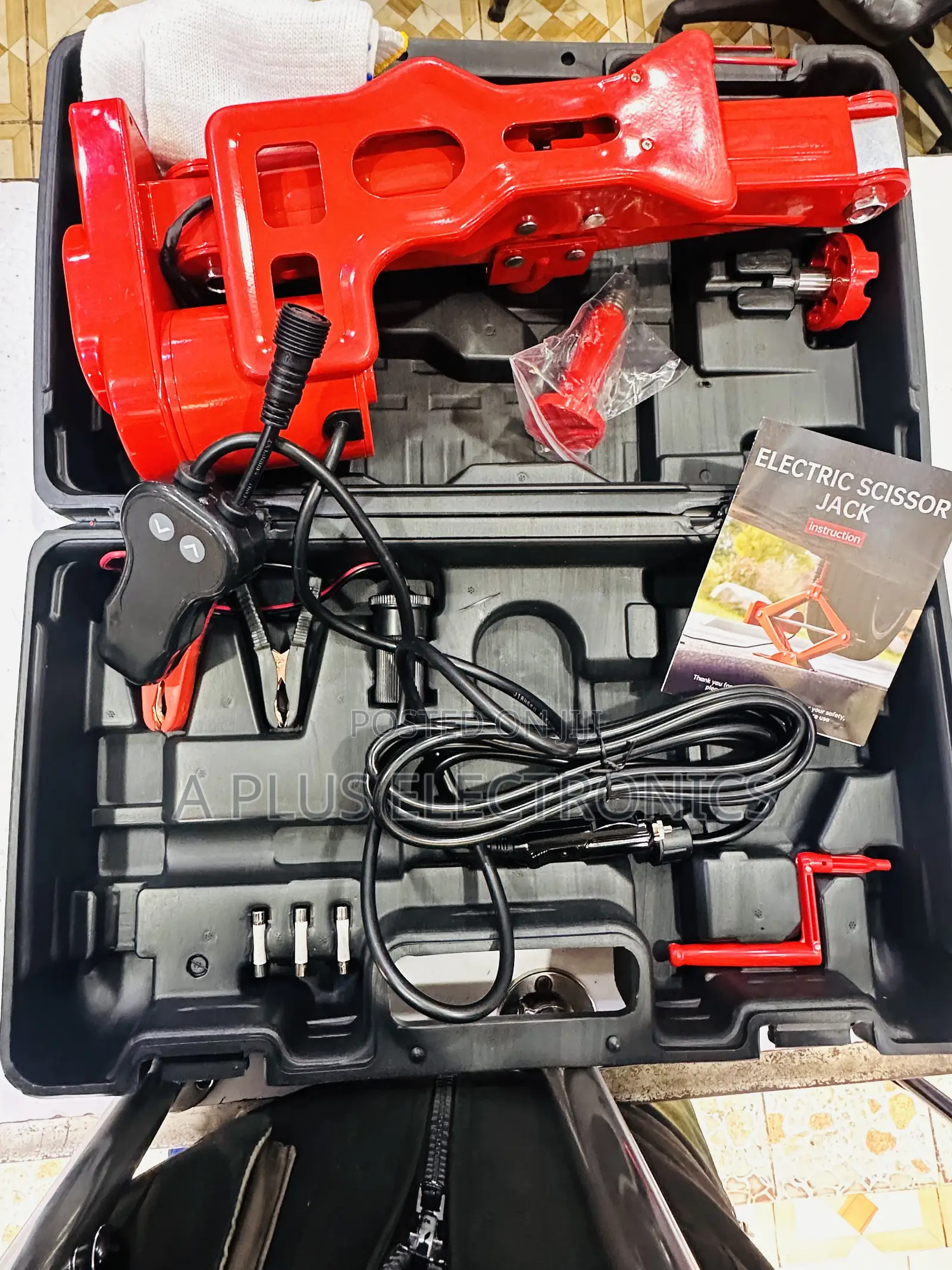 3 Tonne Electric Jack 12v Portable Vehicle Lift Kit