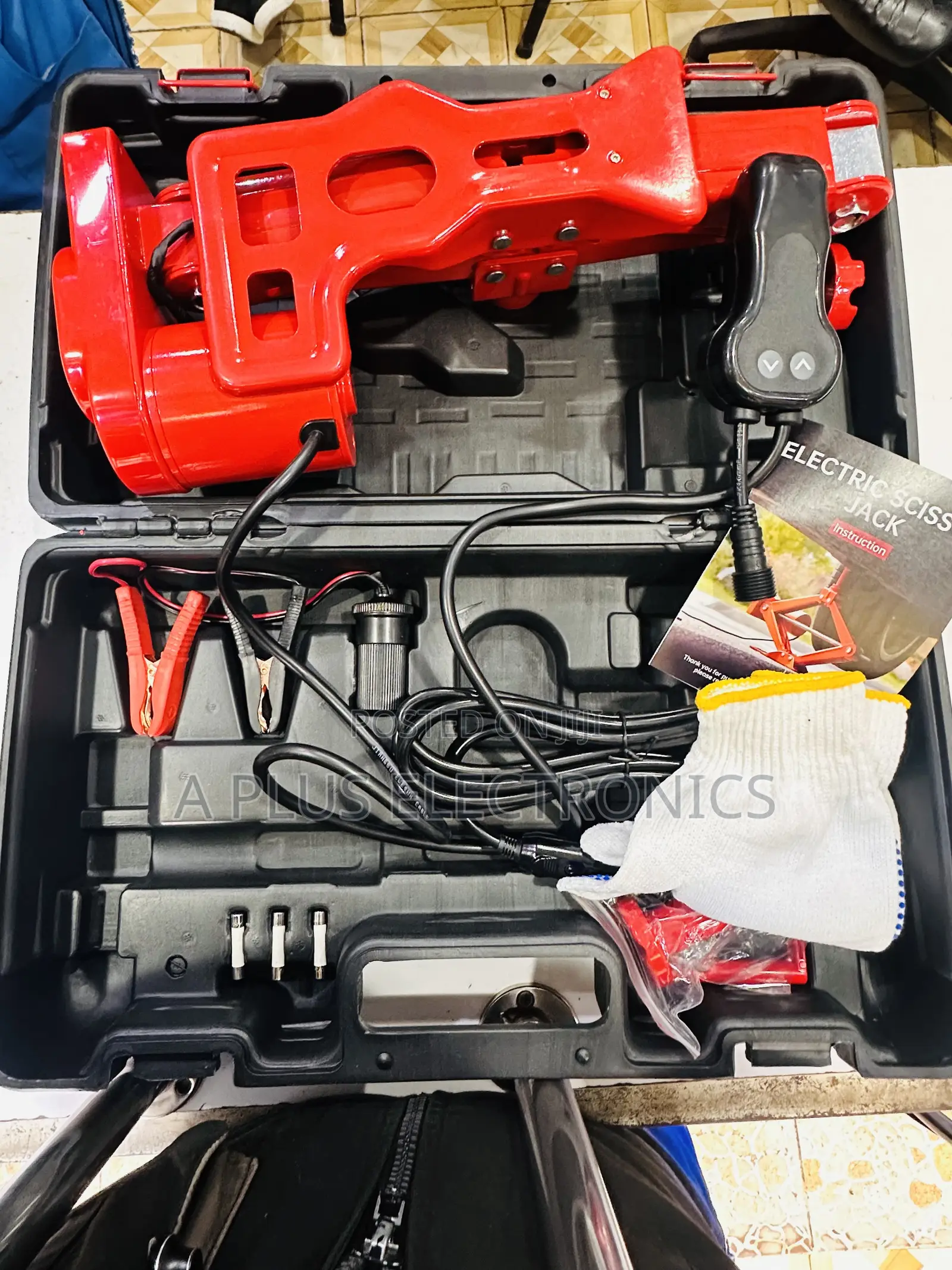 3 Tonne Electric Jack High Performance Vehicle Lifting System