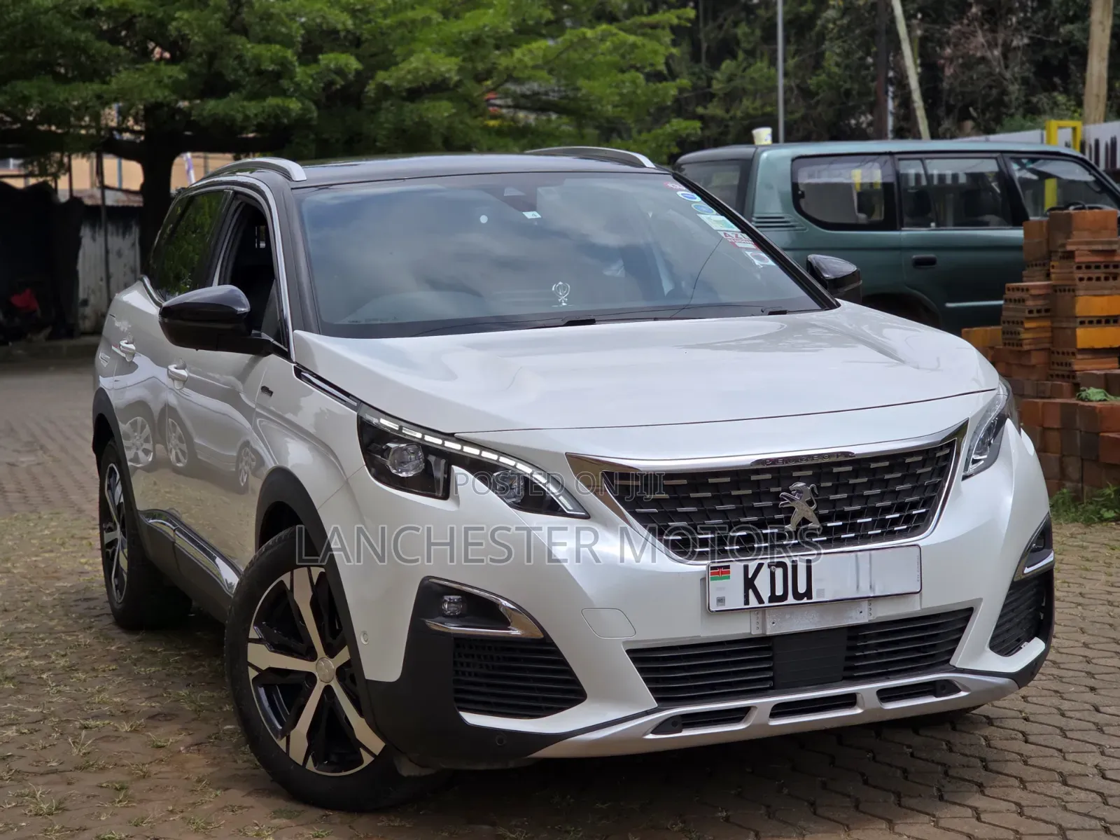 Peugeot 2008 2018 White