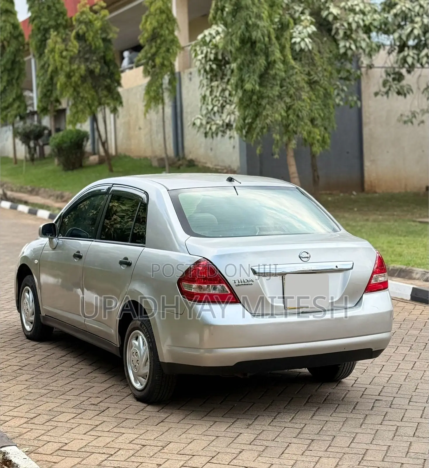 Nissan Tiida 2008 Gray