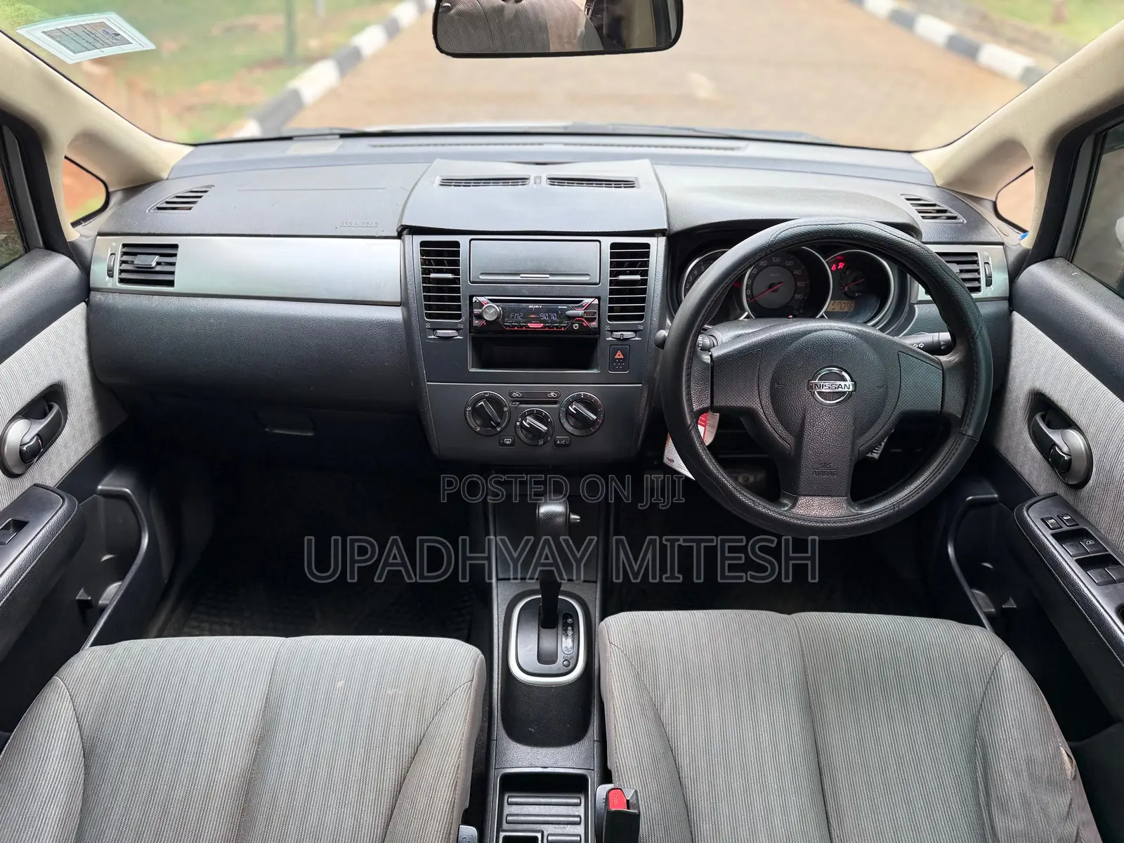 Nissan Tiida 2008 Gray