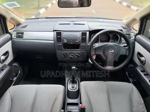 Nissan Tiida 2008 Gray