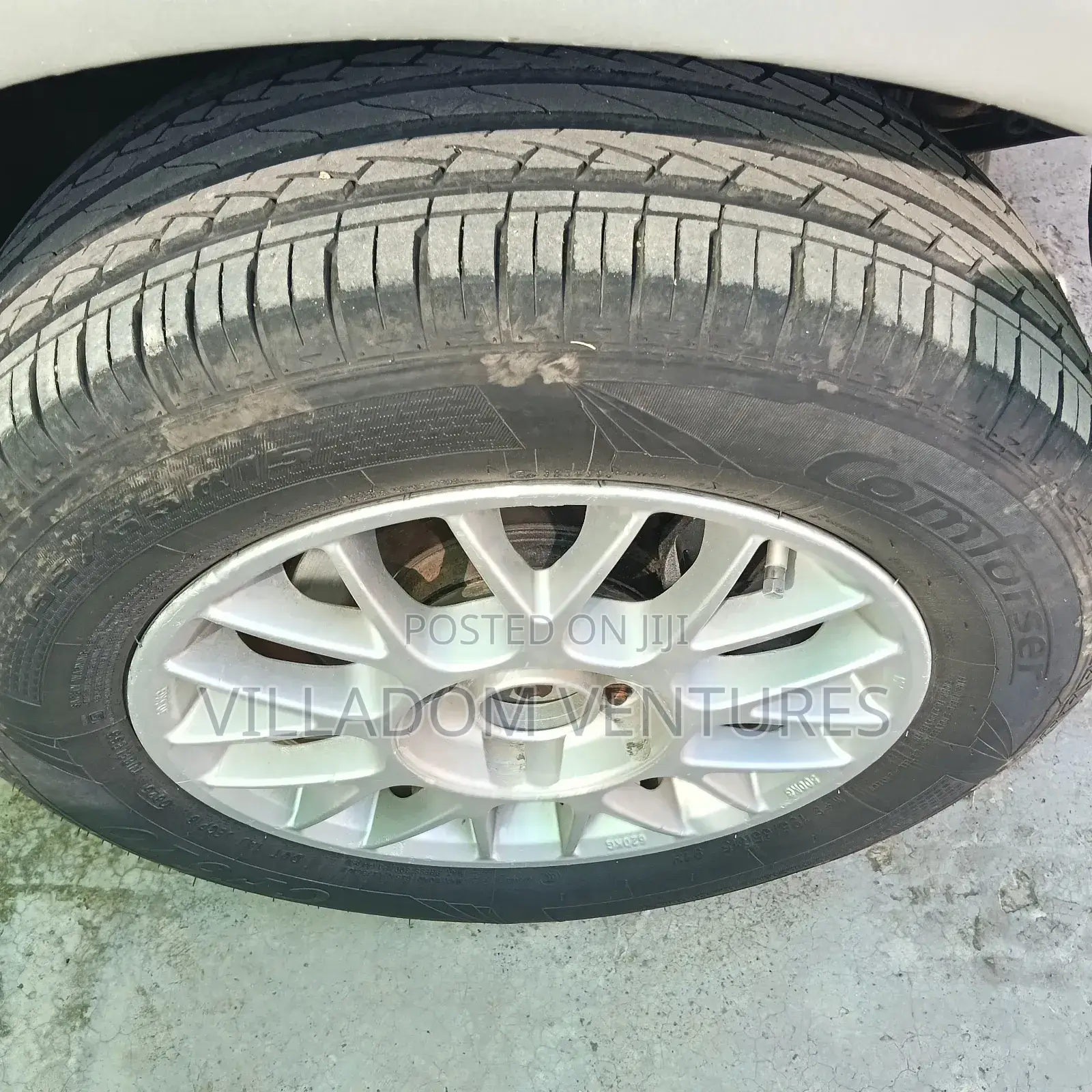 Toyota Noah 2004 Gold