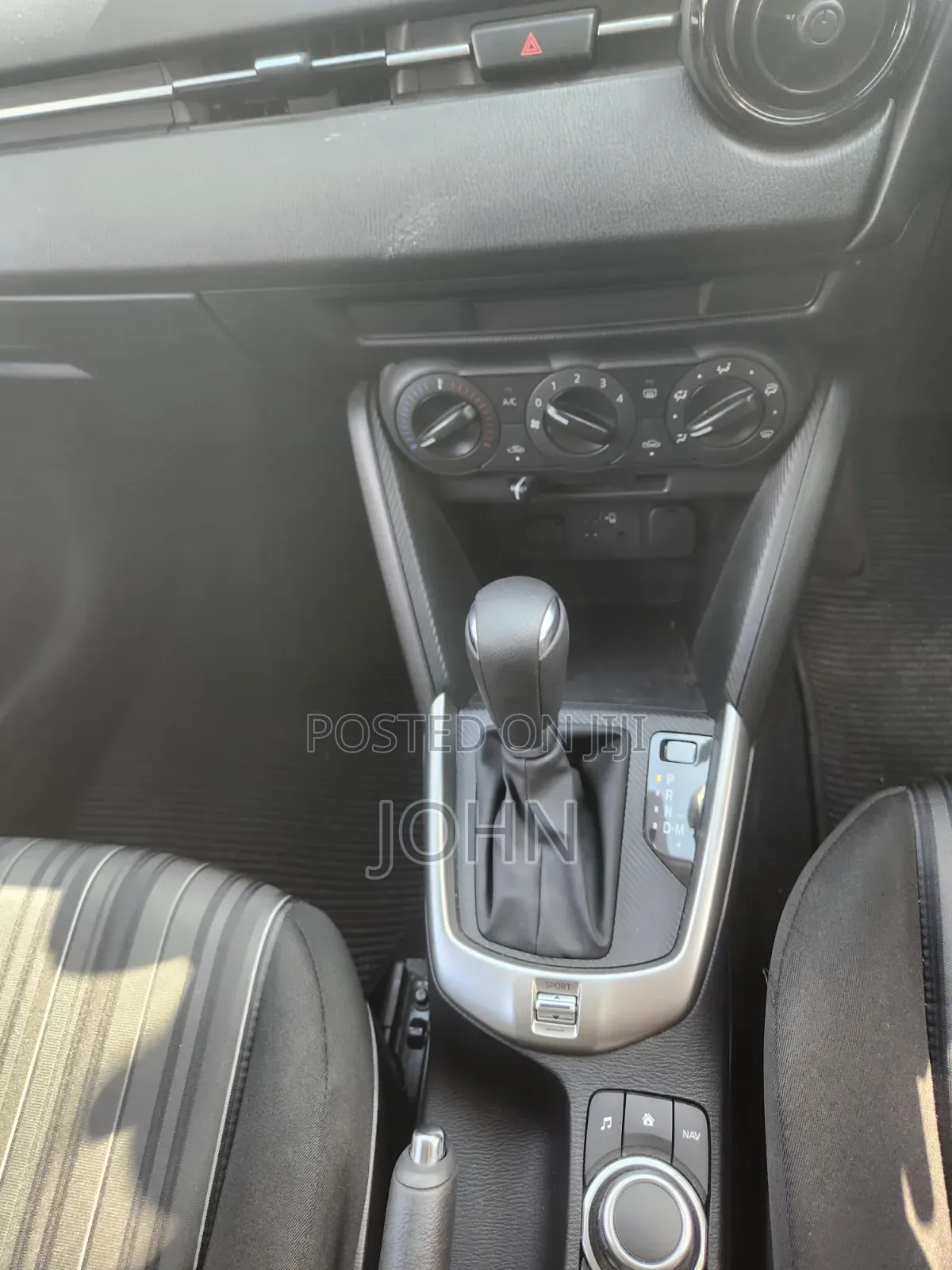 Mazda 2 2019 Silver