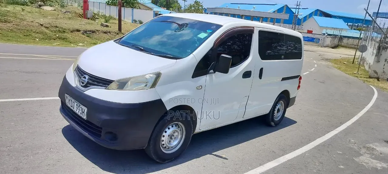 Nissan NV200 2012 White