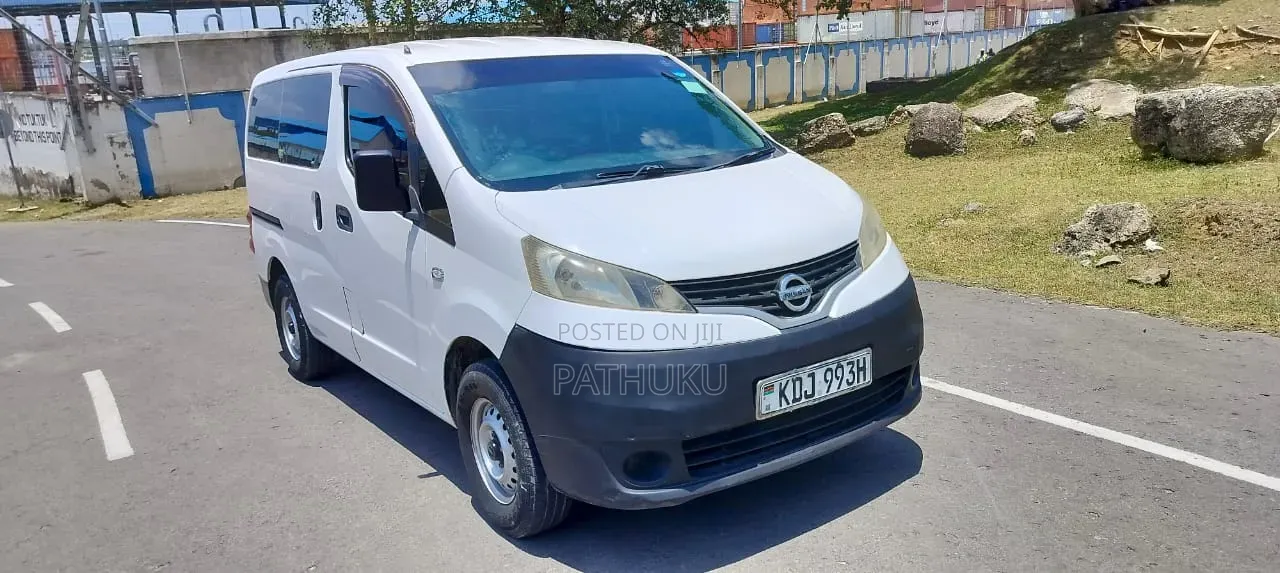 Nissan NV200 2012 White