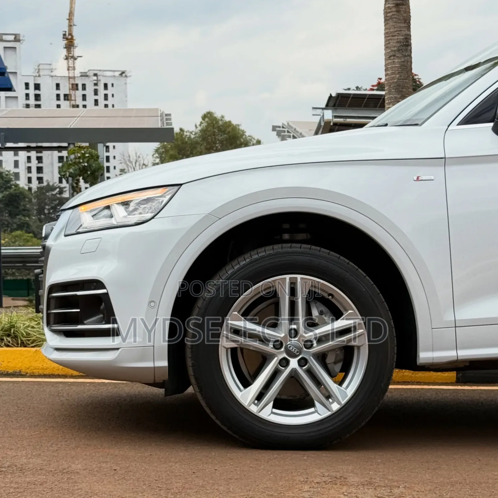 Audi Q5 45 Premium AWD quattro 2020 White