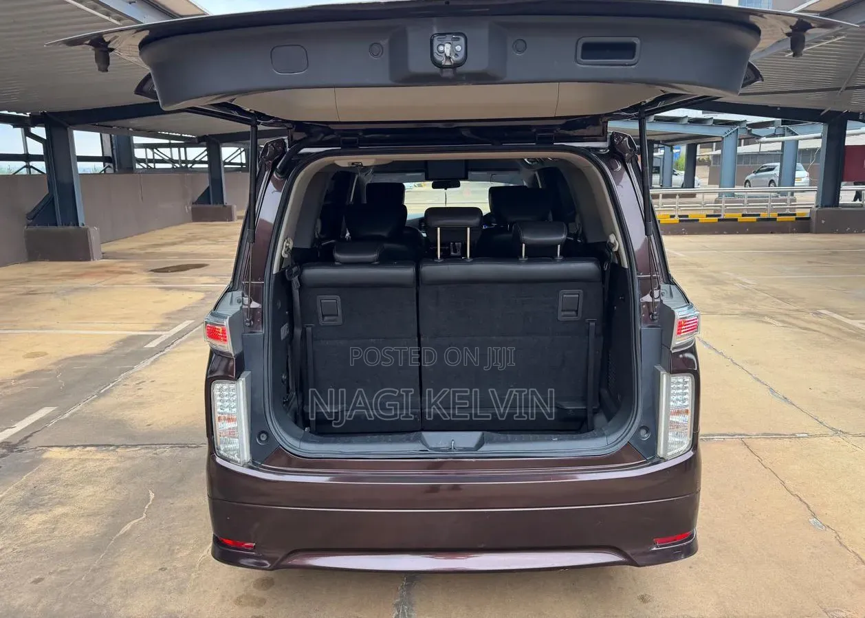 Nissan Elgrand 2017 Burgundy