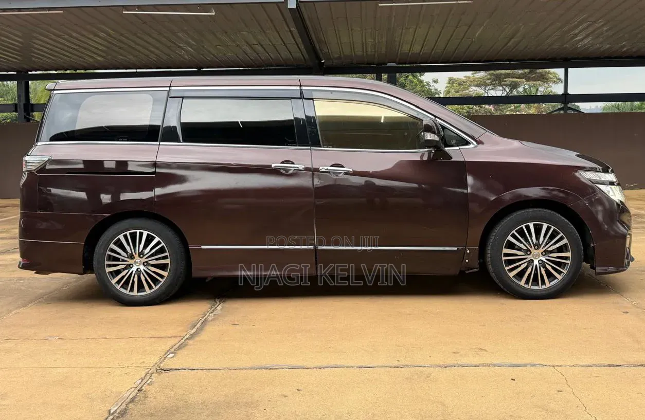 Nissan Elgrand 2017 Burgundy