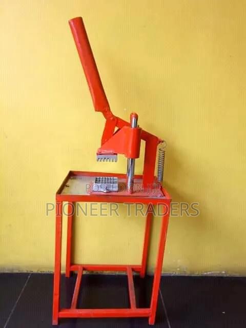 Chips Cutter Metallic