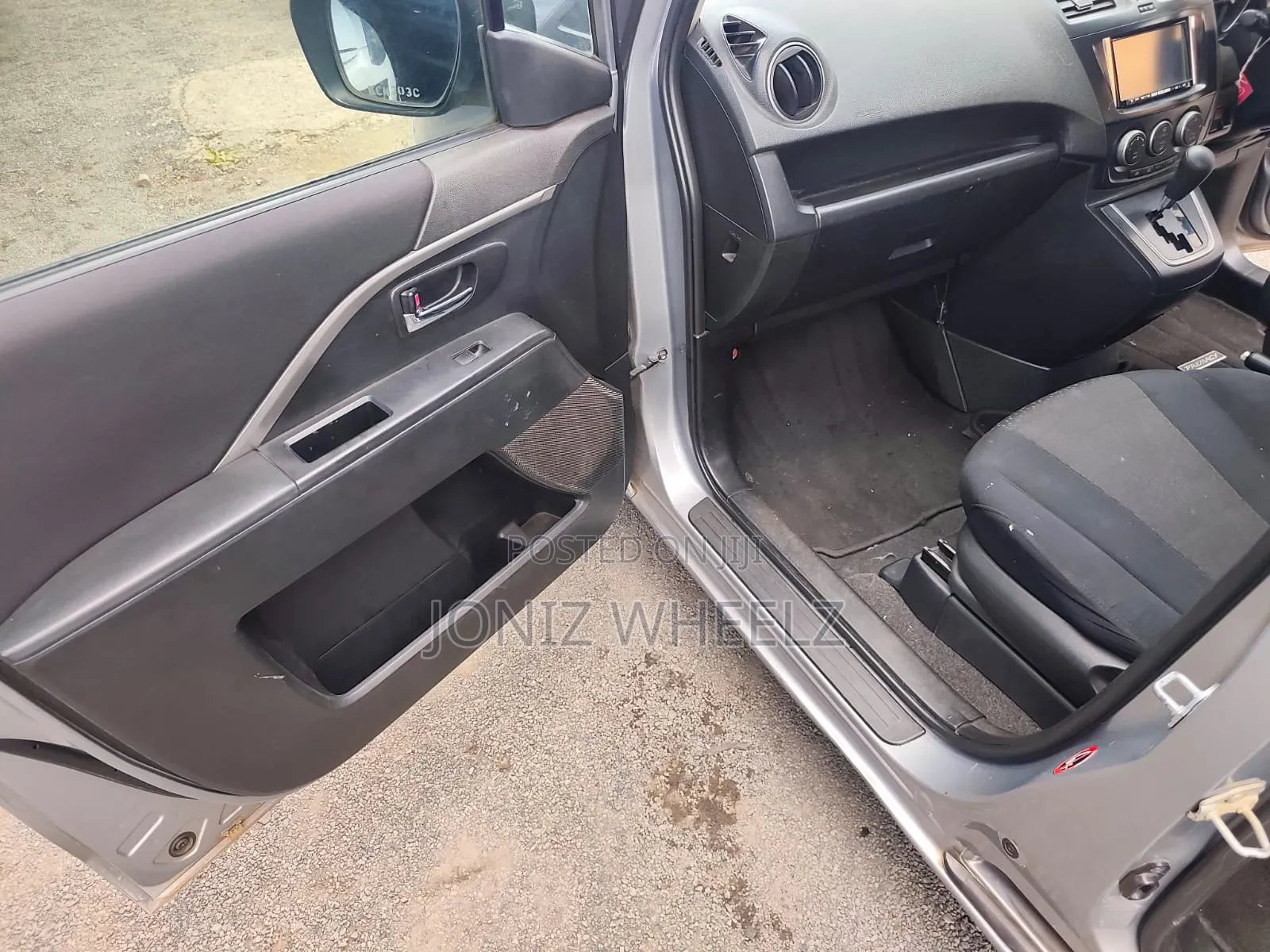 Mazda Premacy 2010 Gray