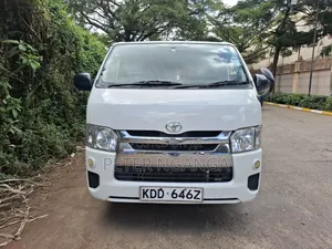 Toyota HiAce 2014 White
