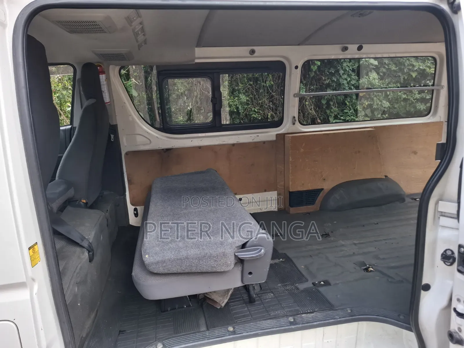 Toyota HiAce 2014 White