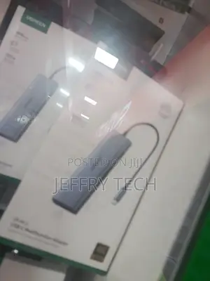 Ugreen Cm498 9-in-1 Usb-C– Data Transfer, Hdmi, Sd/Tf, Usb 3.0 P