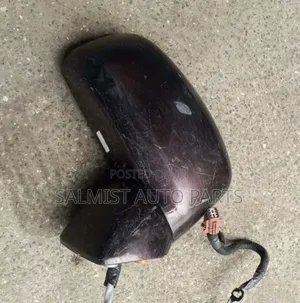 Nissan Tiida Sidemirror