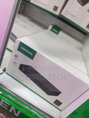 Ugreen 1 in 4 Out Hdmi Splitter One Hdmi Signal to Four Displays
