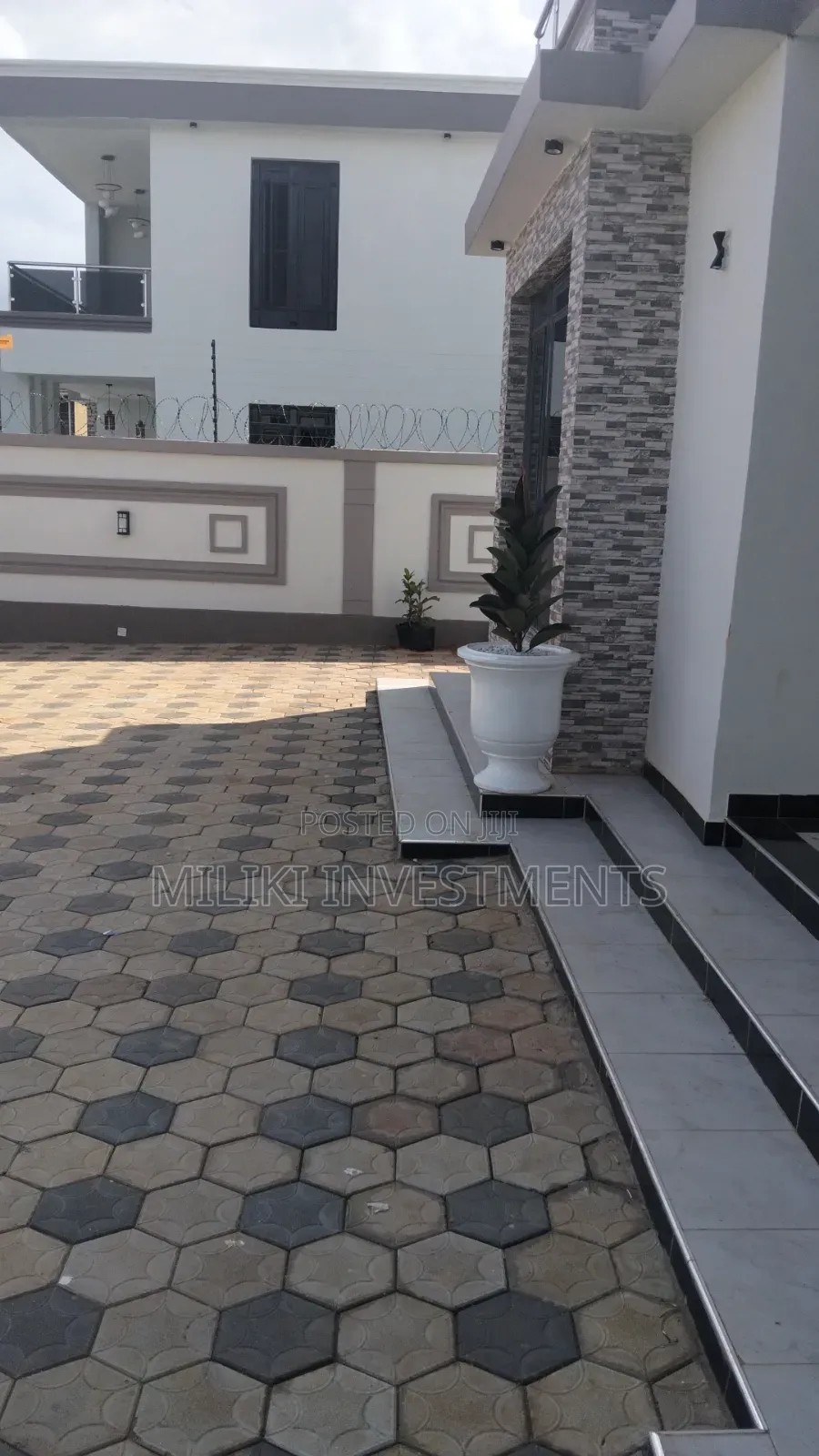 3bdrm Maisonette in Mugutha, Kimbo for sale