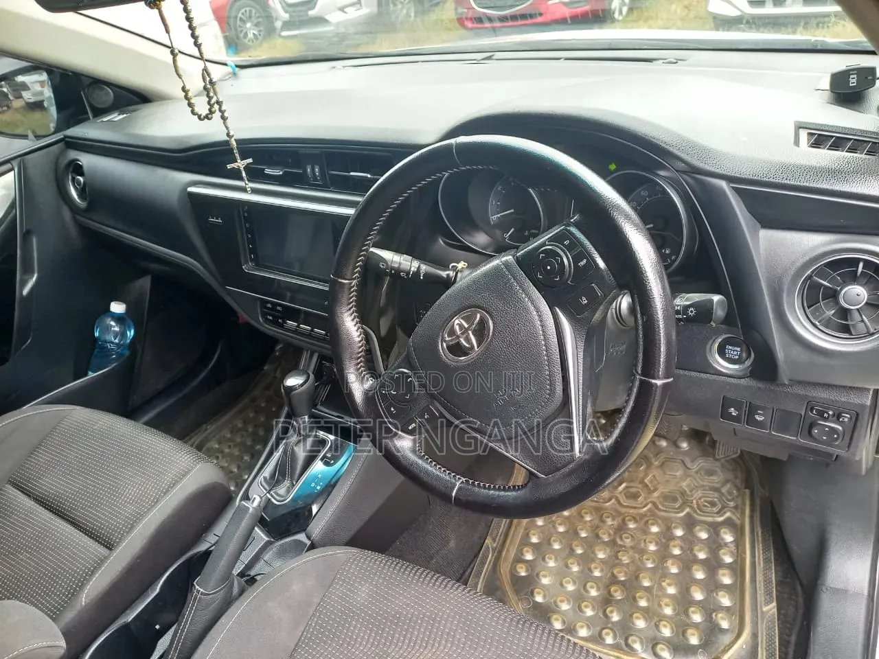 Toyota Auris 2015 Silver