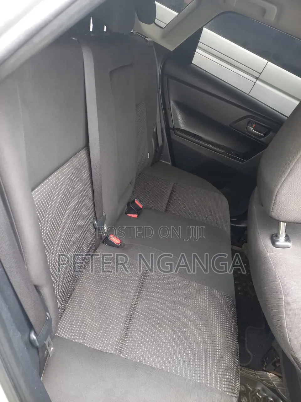 Toyota Auris 2015 Silver