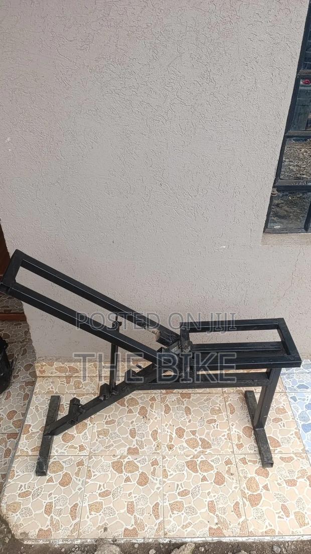 Bench Press - thumbnail 2