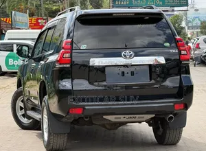 Toyota Land Cruiser Prado 2019 Black