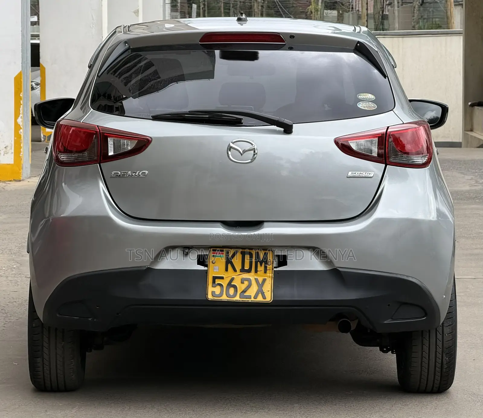 Mazda Demio 2016 Silver