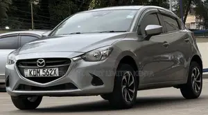 Mazda Demio 2016 Silver