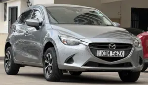 Mazda Demio 2016 Silver