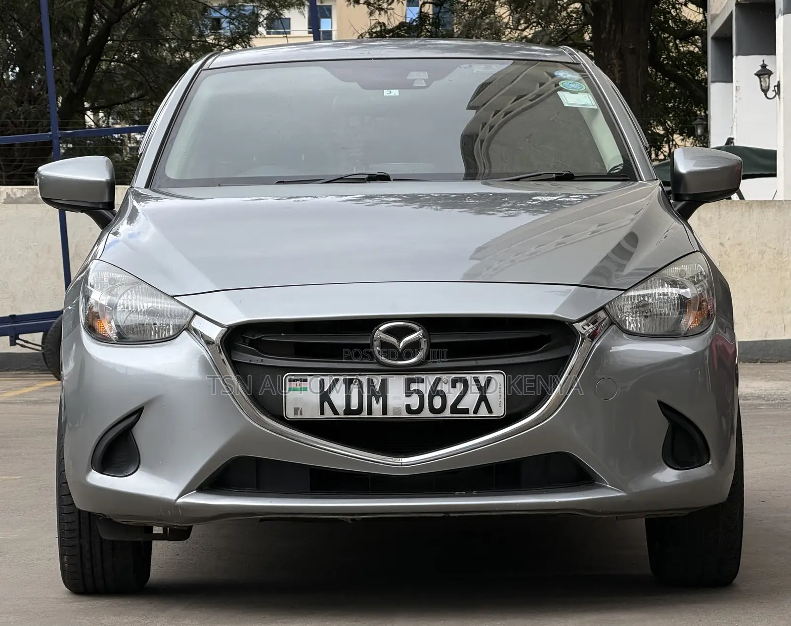 Mazda Demio 2016 Silver
