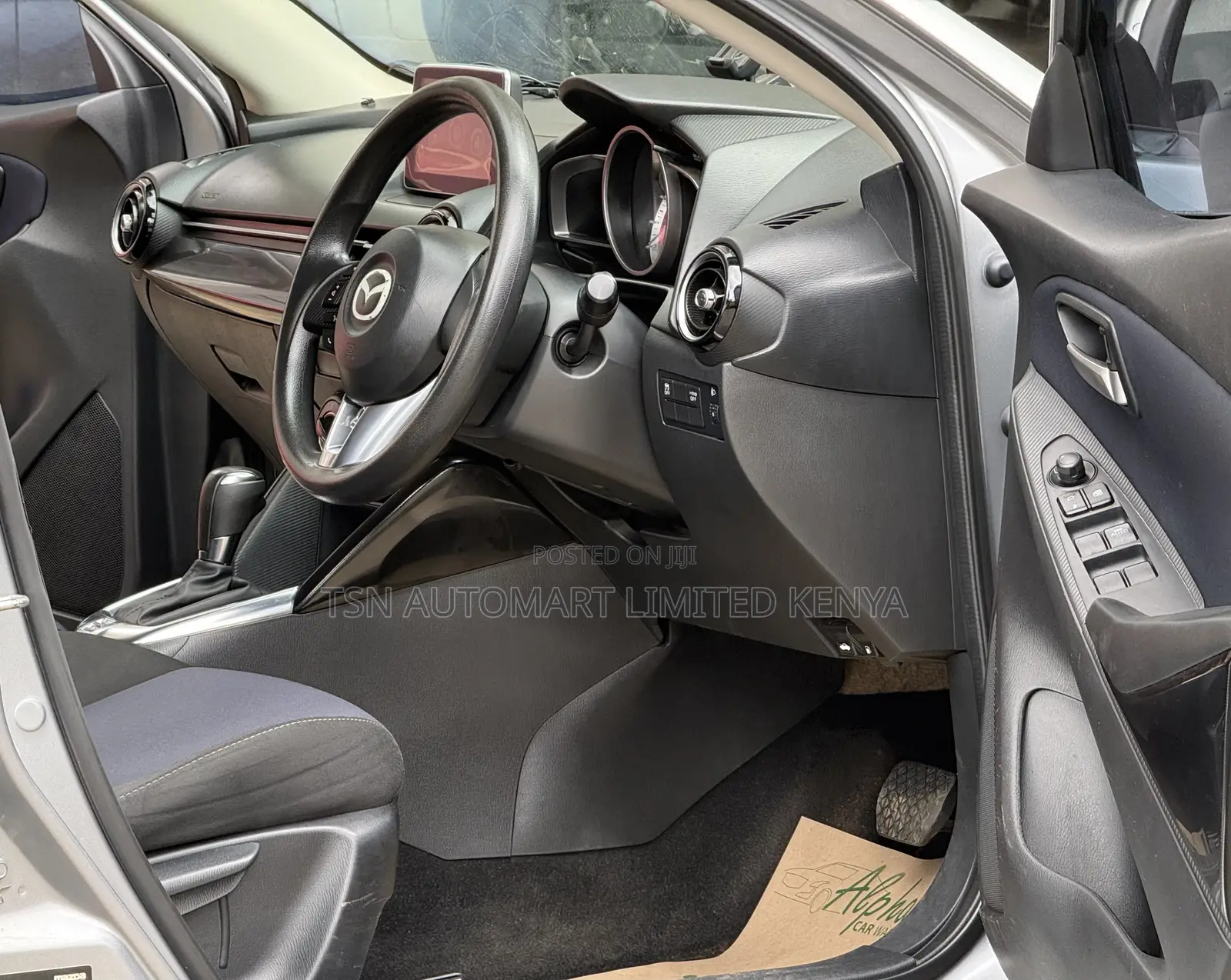 Mazda Demio 2016 Silver