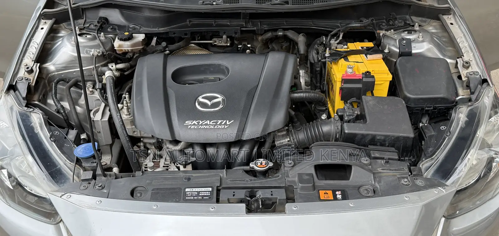 Mazda Demio 2016 Silver