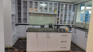 5bdrm Maisonette in Viraj for rent