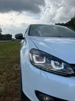 Volkswagen Golf 2012 White