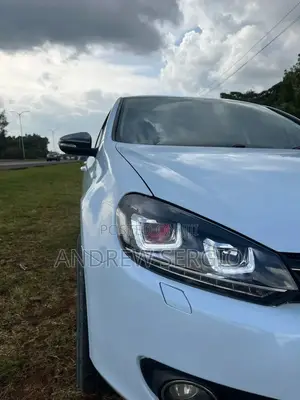 Volkswagen Golf 2012 White