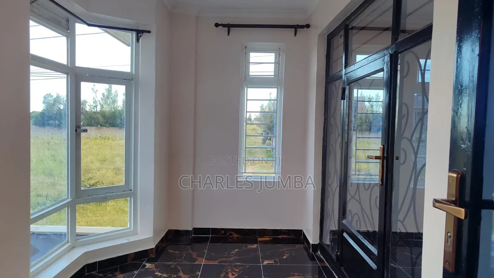 5bdrm Maisonette in Viraj for rent